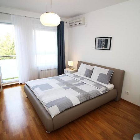 Apartment Delta City Tata New Belgrád Kültér fotó